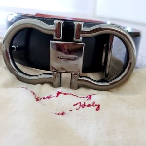 Authentic Salvatore ferragamo double gancini belt